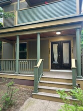 Building Photo - 781 Elm St