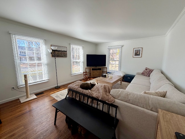 Building Photo - 1240 Patrick Ln