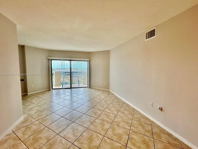 Foto del edificio - 4242 NW 2nd St