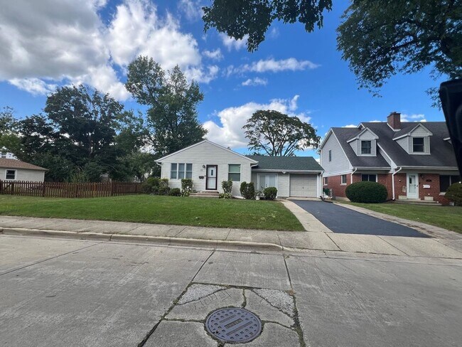 Foto del edificio - 11 Elizabeth Ct