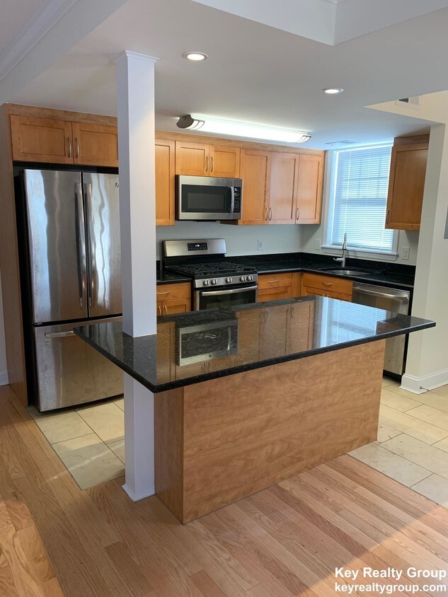 509 VFW Parkway, Chestnut Hill, MA 02467 Townhome Rentals in Chestnut Hill MA