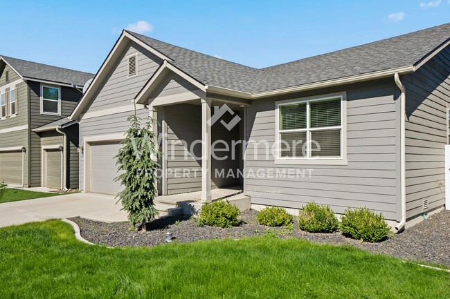 Building Photo - Fantastic Newer Home In Mead School Distri...