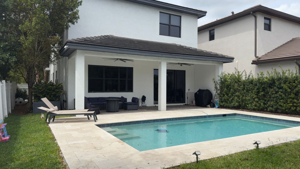 Foto principal - 4980 Whispering Way