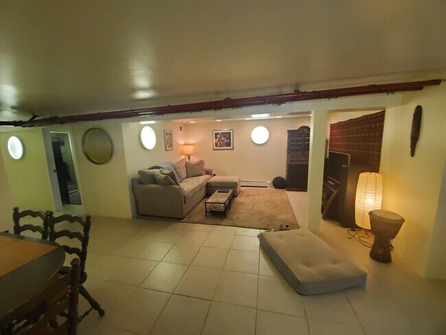 Foto del edificio - 2853 W Logan Blvd