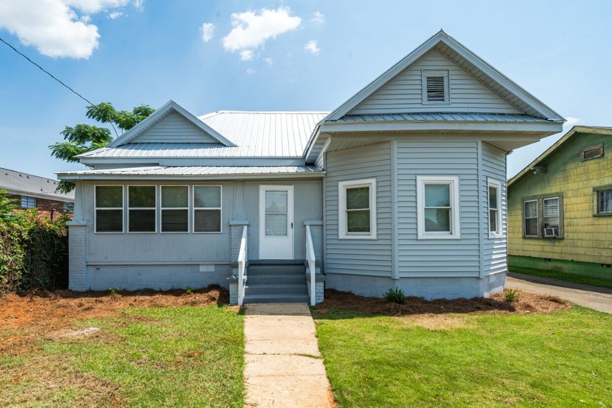 Primary Photo - 1105 19th Street Tuscaloosa, AL 35401