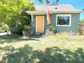 Building Photo - 105 NE 86th Ave