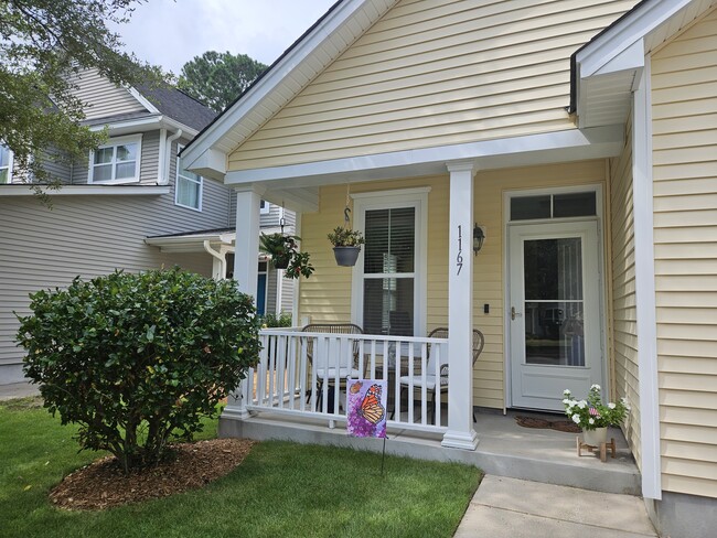 Building Photo - 1167 Landau Ln