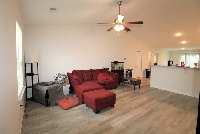 Foto del edificio - 445 Conifer St