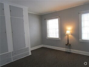 Building Photo - 389 Meigs St