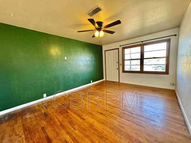 Building Photo - 4515 47th St