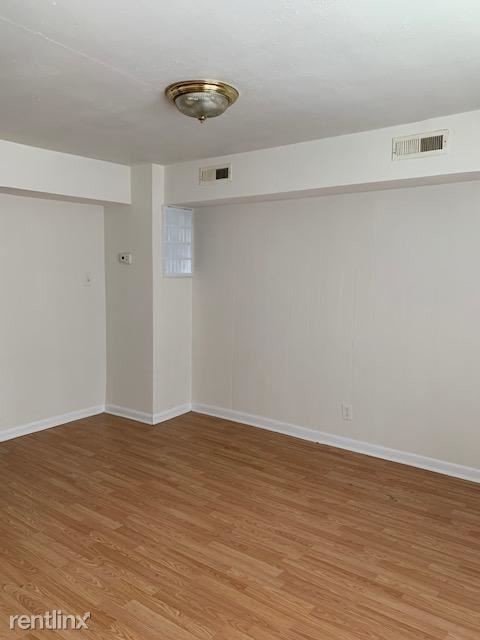 Foto del edificio - 810 E Jeffrey St
