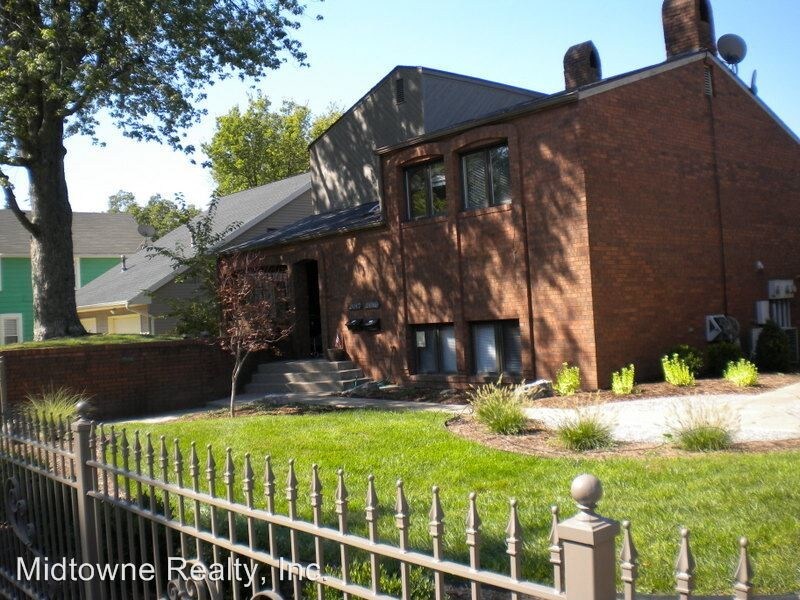Primary Photo - 2017 Hillside Ave