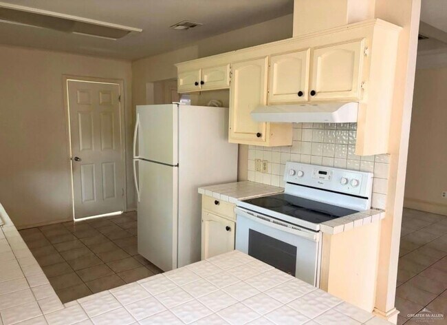 Foto del edificio - 410 E 27th St