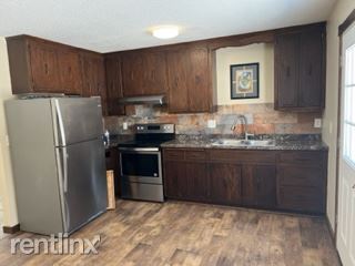 Building Photo - 2 br, 1 bath House - 16313 Franklin Trl SE
