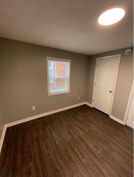 Foto del edificio - 421 Johnson Ave