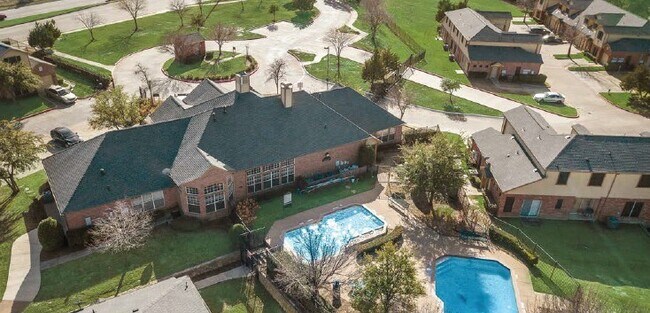 Foto del edificio - Viva Townhomes