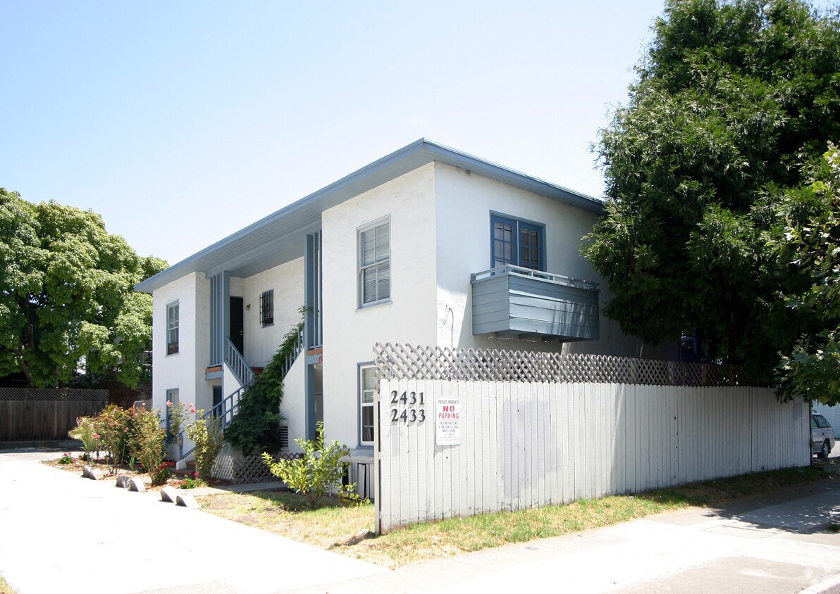 Building Photo - 2429 & 2433 San Pablo Avenue