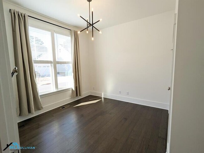 Building Photo - 1100 Fly Catcher Ct