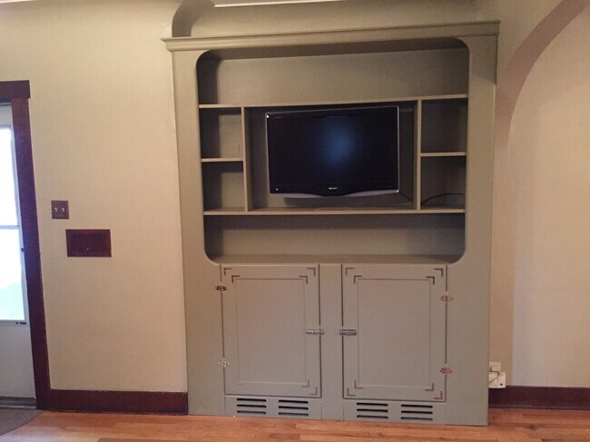 Living Room built-ins - 806 s sherman st