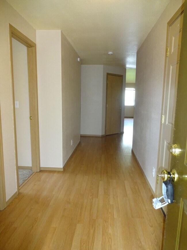 Foto del edificio - 4139-4139 Marshall Ave