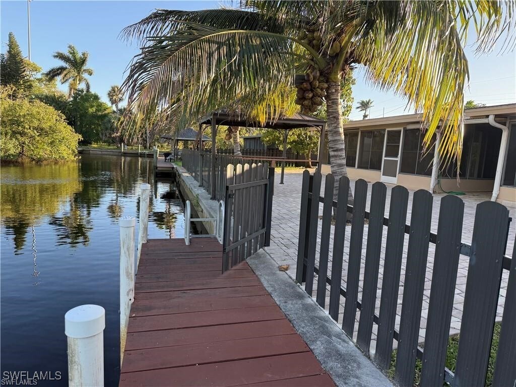 Foto principal - 141 Schneider Dr