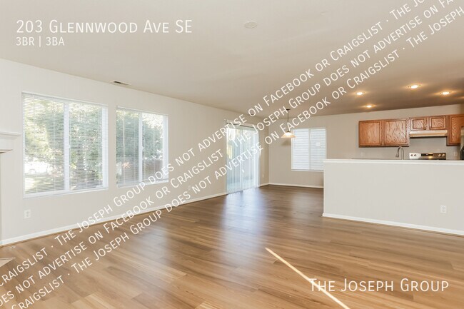 Foto del edificio - 203 Glennwood Ave SE