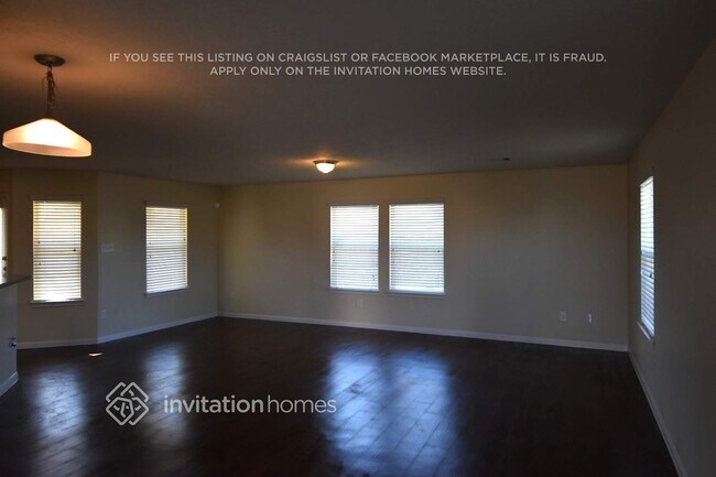 Foto del edificio - 12631 Lady Slipper Rd