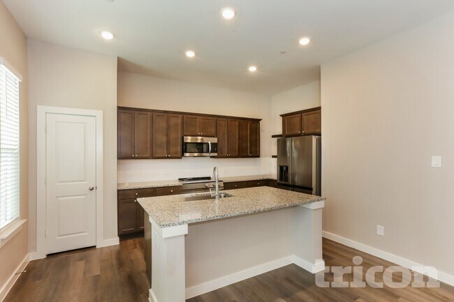 Foto del edificio - 1038 Fallgate Dr