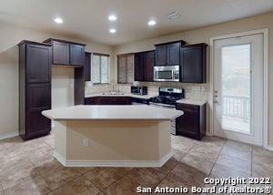 Building Photo - 1239 Tweed Willow