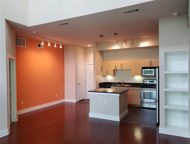 Foto del edificio - 4605 Cedar Springs Rd