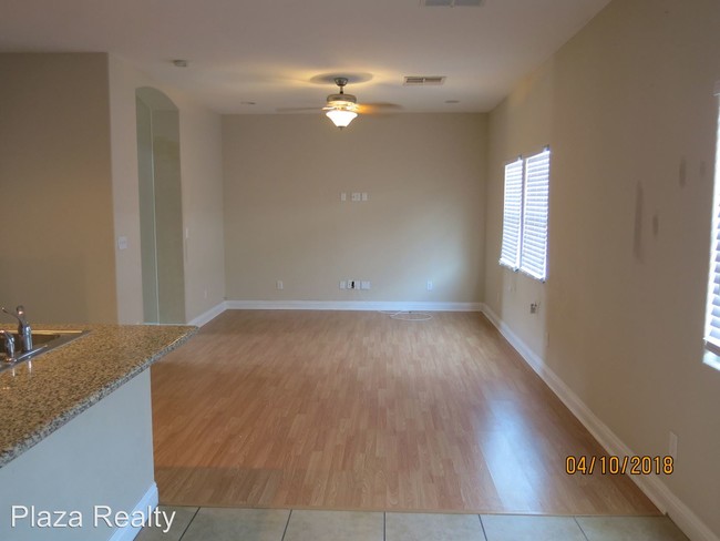 Building Photo - 814 Cottonwood Cove St