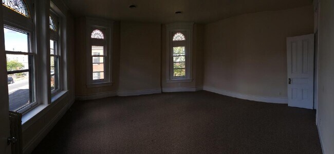 Large Bedrrom 1 - 112 S Prospect St