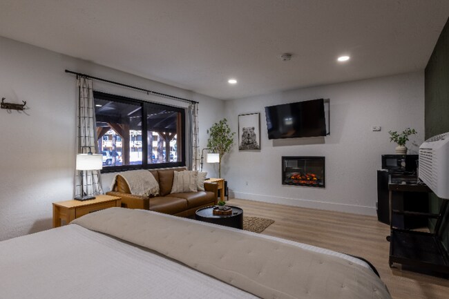 Foto del edificio - 1078 E White Mountain Blvd