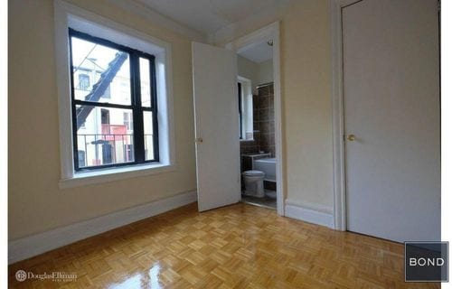 Building Photo - 131 W 110th St