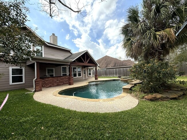 Foto del edificio - 1927 Enchanted Park Dr