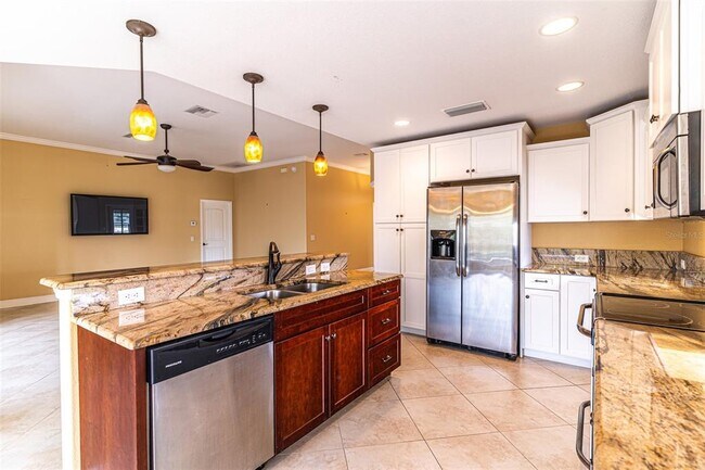Foto del edificio - 3715 Sebring Pkwy