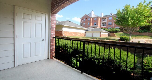 Building Photo - TurtleCreek Apartments