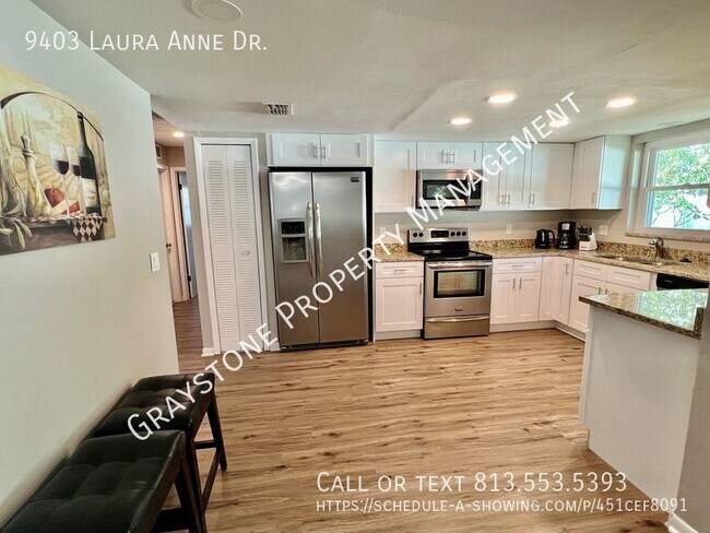 Foto del edificio - This charming Seminole home is a spacious ...