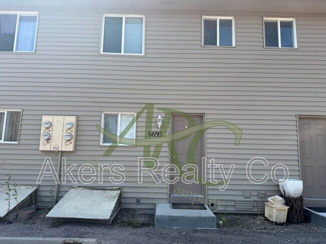 Foto del edificio - 6695 Pahokee Ct