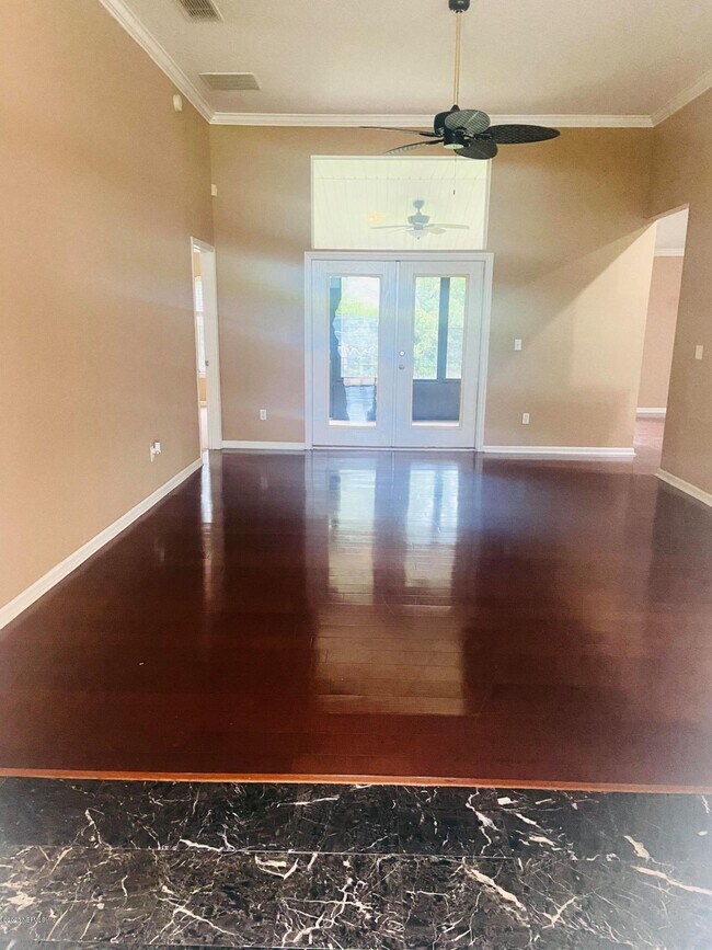 Foto del edificio - 12601 Shirley Oaks Dr