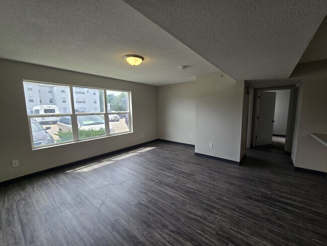 Foto del edificio - 60 Miller Ave SW