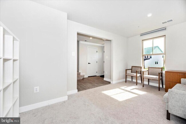 Foto del edificio - 6042 Fallfish Ct