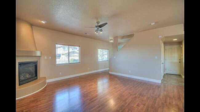 Foto del edificio - Available Now! Beautiful 3 Bedroom/2 Bathroom Home in Northeast Albuquerque