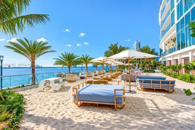 Foto del edificio - Northeast 7th Avenue, Miami, FL 33137 - 2 BR 2.5 BA condo