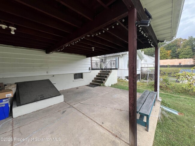 Foto del edificio - 162 N Third St