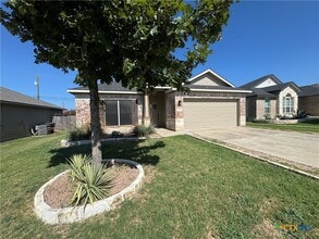 Building Photo - 416 Parkfield Ln