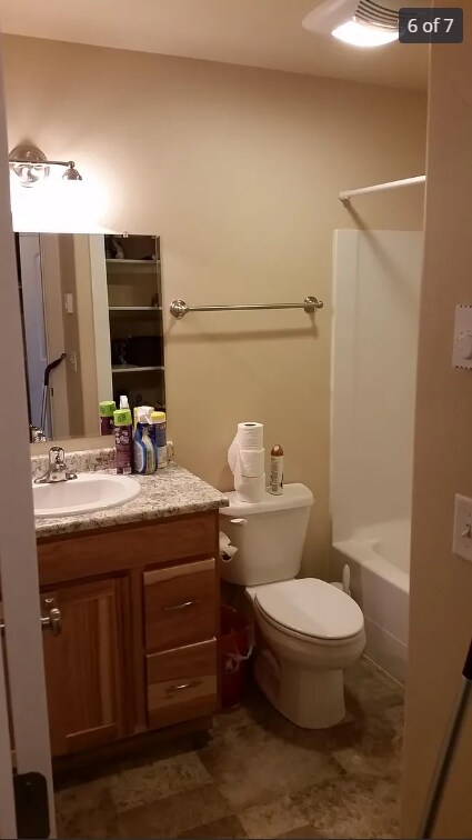Baño 1 - 470 Topaz Rd