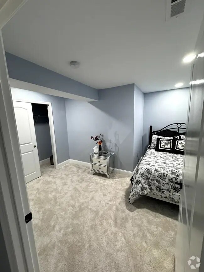 Apartments for Rent in Haymarket VA with Yard 1 Rentals