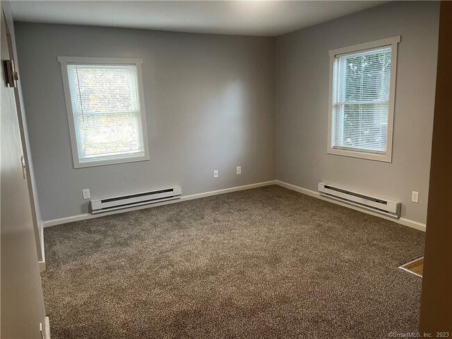 Building Photo - 83 Midway Oval