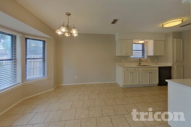 Foto del edificio - 3029 Meadowmoor St